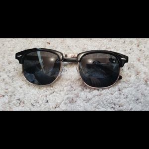 Cute summery sun glasses